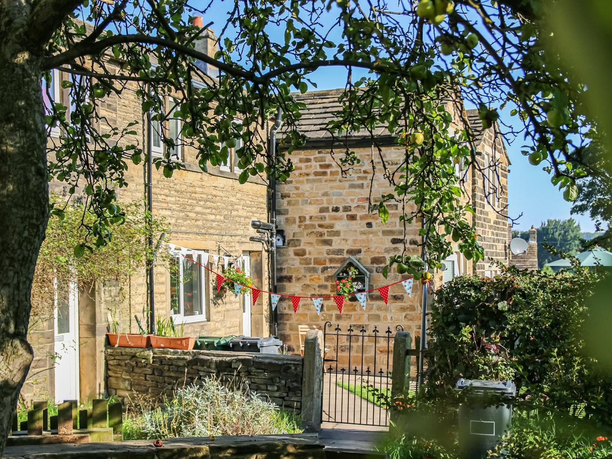 Little Badger Cottage Kirkburton Exterior photo